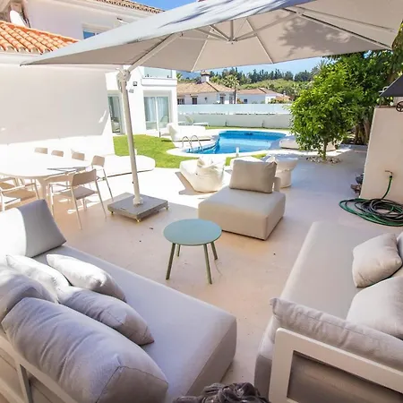 Villa Fantastic In Puerto Banus With Private Pool *